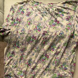 Magnolia pearl floral tshirt